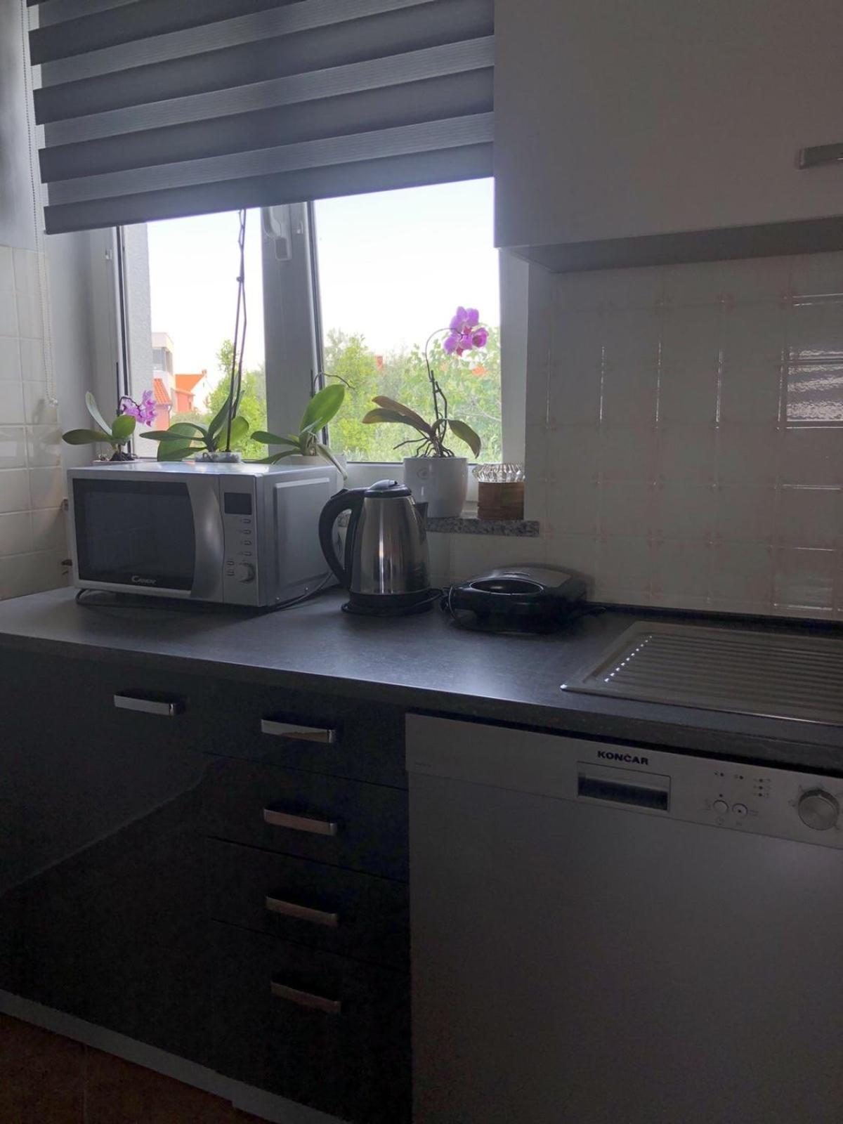 Apartman Sara ロヴィニ エクステリア 写真